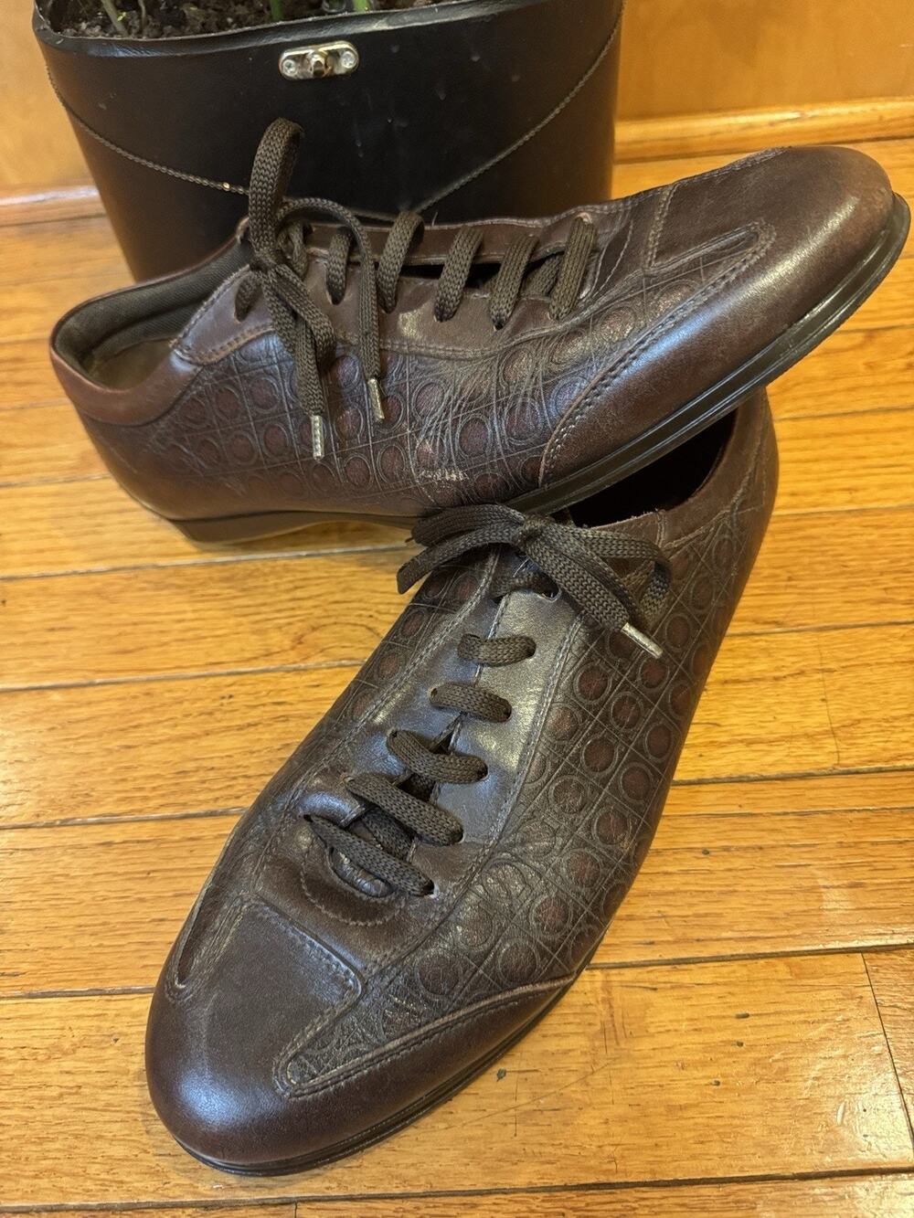 Salvatore Ferragamo LOGO BROWN LEATHER DRESS SNEAKER 9eee (700